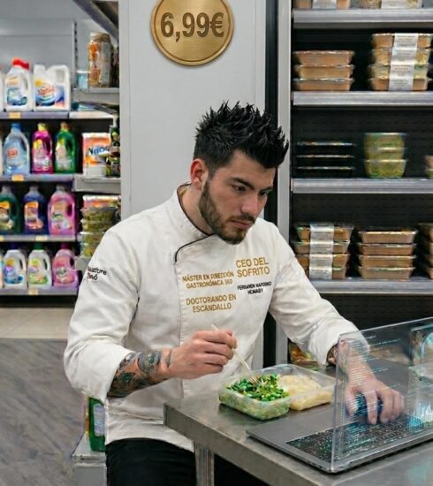 Artículo de opinión sobre la brecha entre la gastronomía española de élite y el consumo de ultraprocesados